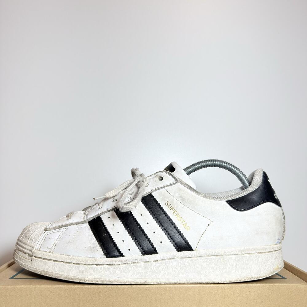 Adidas Superstar Mens Shoes Size 9.5 White Black Originals Classic Shell Toe